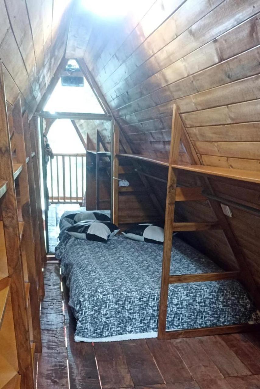 Lodge Emma